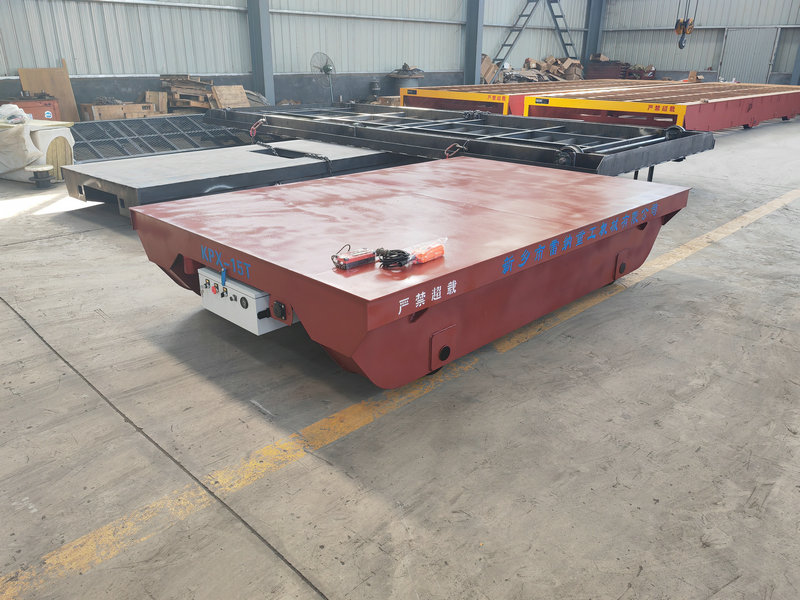 Equipo de manejo de materiales pesados Carretera de transporte ferroviario motorizada