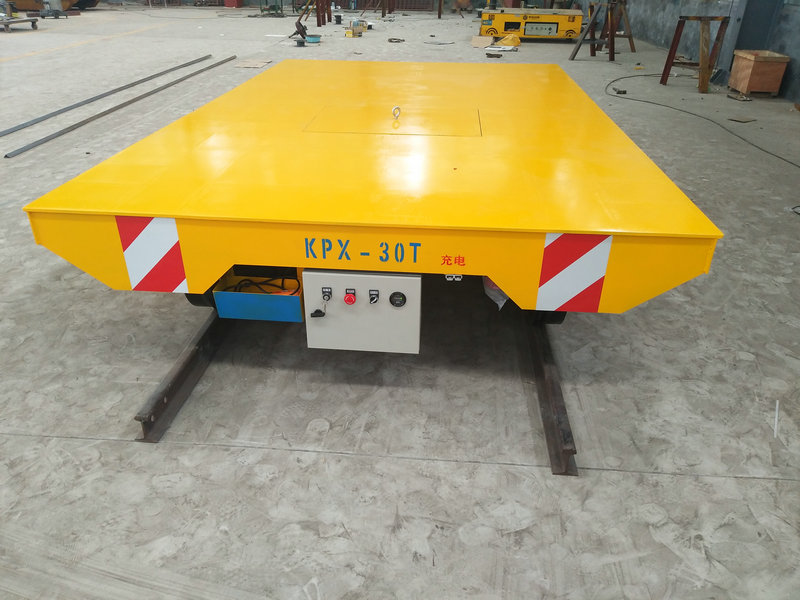Vehículo de transporte de 30 toneladas